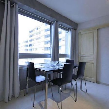 Appartement Avec Ascenseur La Defense Courbevoie Exteriör bild