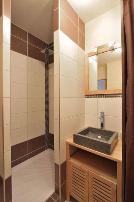 Appartement Avec Ascenseur La Defense Courbevoie Exteriör bild