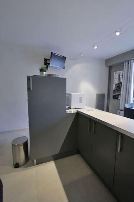 Appartement Avec Ascenseur La Defense Courbevoie Exteriör bild